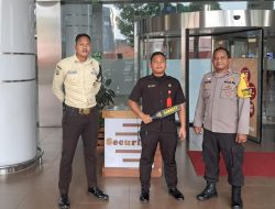 Bhabinkamtibmas Rawasari Sambangi Mall Grand Pramuka Square, Sampaikan Pesan Kamtibmas kepada Petugas Keamanan
