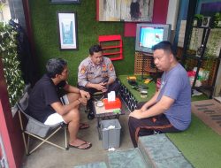 Dekat dengan Warga, Polri Sambangi Lingkungan Kebon Kacang Penuh Kehangatan