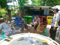 Polisi Masuk Kampung! Warga RW 08 Cempaka Baru Sambut Hangat Bhabinkamtibmas