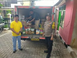 Melayani dan Mengayomi: Bhabinkamtibmas Galur Dampingi Pasar Murah untuk Kesejahteraan Warga