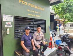 Turun ke Lapangan, Kanit Binmas dan Pendamping Bhabinkamtibmas Galur Ajak Security RW 01 Perkuat Keamanan Lingkungan