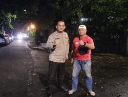 Bhabinkamtibmas Menteng  Laksanakan Patroli Satkamling di RT 01 RW 02 Jalan Surabaya Timur Menteng