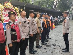 Polsek Metro Menteng Gelar Apel Pengamanan HUT Independence Day  Amerika Serikat
