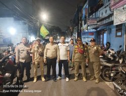 Tiga Pilar Kelurahan Karang Anyar Kawal Pawai Obor Sambut Tahun Baru Islam 1 Muharram 1447