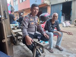 Bhabinkamtibmas Kebon Kacang Sambangi Warga, Imbau Cegah Tawuran dan Tingkatkan Siskamling