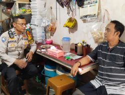 Bhabinkamtibmas Cempaka Putih Timur Sambangi Warga, Imbau Waspada Curanmor dan Kebakaran