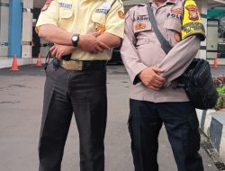 Sinergi Jaga Kamtibmas, Bhabinkamtibmas Pegangsaan Patroli Dialogis Bersama Security Kantor ESDM