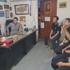 Bhabinkamtibmas Sambangi Warga Kartini, Sampaikan Himbauan Kamtibmas