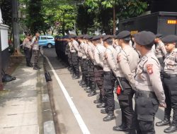 Pengamanan Aksi Unjuk Rasa FPI di Kantor Komnas HAM oleh Polsek Metro Menteng