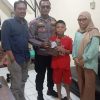 Anjangsana Bhayangkara, Polri Beri Santunan untuk Anak Sunatan Massal di HUT Bhayangkara ke-79
