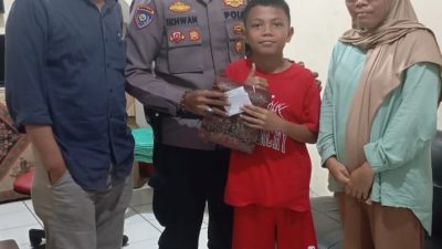 Anjangsana Bhayangkara, Polri Beri Santunan untuk Anak Sunatan Massal di HUT Bhayangkara ke-79