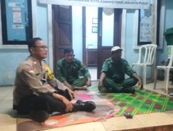 Aiptu Sunarto Sambangi Poskamling RW 06, Ajak Warga Bersinergi Jaga Keamanan Lingkungan