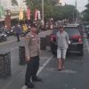 Tertibkan Parkir Liar, Personel Polsek Metro Menteng Atur Lalin dan Himbauan di Depan TIM