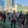 Personel Humas Menteng Lakukan Pemantauan Giat “Jakarta Dalam Warna” di Kawasan Bundaran HI