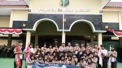 Kapolsek Sawah Besar Sambut Siswa siswi SMP Islam Manhalun Nasyiin, Bekali Disiplin dan Wawasan Tugas Polri