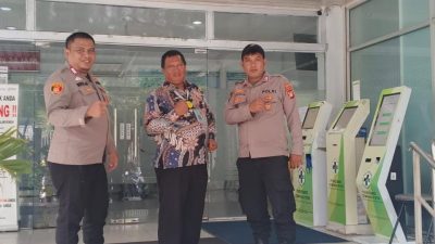 Polsek Cempaka Putih Hadirkan Rasa Aman Lewat Patroli Humanis di Puskesmas Rawasari