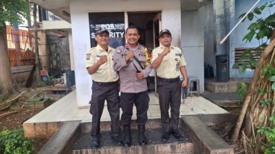 Wujud Sinergi, Bhabinkamtibmas Dan Security Menteng Prada Tingkatkan Keamanan Lingkungan