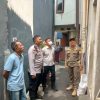 Bhabinkamtibmas Bersama Tiga Pilar Tertibkan Pemeliharaan Unggas yang Ganggu Lingkungan Warga