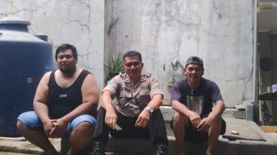 Sambangi Pemukiman, Aiptu Lukas Dorong Warga Peduli dan Laporkan Gangguan Kamtibmas