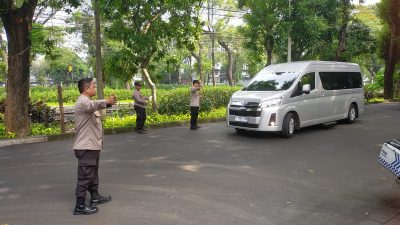 Polsek Metro Menteng Kawal Ketat Kunjungan Parlemen Belanda ke Kantor Komnas HAM RI