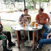 Bhabinkamtibmas dan Babinsa Sambangi Warga Rusun Boing RW 013 Kebon Kosong