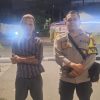 Bhabinkamtibmas Sambangi Satkamling Tambak II, Tegaskan Pentingnya Kewaspadaan Jelang Pagi