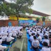 Polisi Masuk Sekolah! Binmas Polsek Johar Baru Edukasi Siswa Baru SMPN 156 Soal Bahaya Bullying, Narkoba dan Judi Online