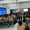 Sat Binmas Polres Jakarta Pusat Berikan Penyuluhan Bahaya Judi Online dan Narkoba Saat MPLS di SMPN 93