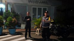 Patroli Malam Bhabinkamtibmas Gondangdia, Pastikan Keamanan Warga Menteng