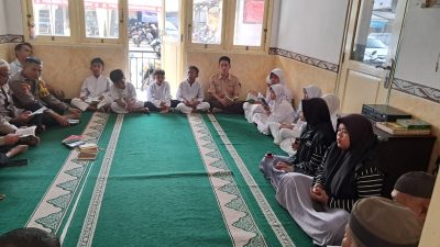 Doa Bersama dan Santunan Anak Yatim di Polsek Kemayoran Sambut HUT RI