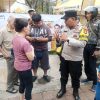 Bhabinkamtibmas Duri Pulo Sigap Tindaklanjuti Laporan Warga Terkait Kecelakaan Lalu Lintas di Perempatan Imam Mahbub