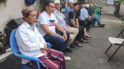 Sambang Dialogis, Kapolsubsektor Kayu Awet Ajak Warga Johar Baru Jaga Kamtibmas