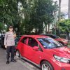 Bhabinkamtibmas Petojo Utara Monitoring Parkir Liar dan Aksi Unras di Wilayah Gambir