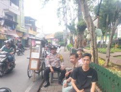 Bhabinkamtibmas Johar Baru Sambang Dialogis dan Door to Door, Perkuat Cooling System di RW 01
