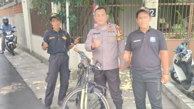 Bhabinkamtibmas Menteng Sambang Wilayah, Tekankan Pentingnya Patroli Cegah Kriminalitas