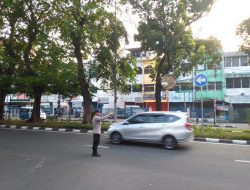Polisi Hadir di Jalan Gunung Sahari, Cegah Gangguan Kamtibmas Saat Jam Sibuk Pagi