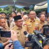 Bakti Sosial HUT ke-15 BNPP RI, Mendagri Tito Karnavian Serahkan Bantuan di RPTRA Pulo Gundul