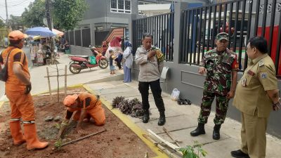 Pelayan Tiga Pilar Dalam Giat Penataan Kawasan di Jl. Pintu Besi Sawah Besar