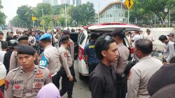 Peserta Aksi di Monas Alami Kejang, Polisi Sigap Berikan Pertolongan