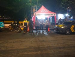 Patroli Tiga Pilar Menteng Perketat Keamanan di Perbatasan Tenggulun Antisipasi Tawuran Dan Guankamtibmas