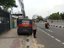 Patroli Kewilayahan dan Strong Point Siang, Polsek Kemayoran Jaga Jakarta Tetap Kondusif