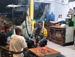 Bhabinkamtibmas Turun ke Pos Satkamling, Warga Diajak Jaga Lingkungan