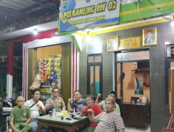 Bhabinkamtibmas Kampung Rawa Sambang Pos Satkamling, Ajak Warga Perkuat Kewaspadaan