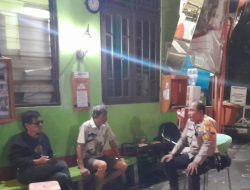 Bhabinkamtibmas Gambir Sambangi Pos Kamling RW 04, Ajak Warga Perkuat Sinergi Keamanan