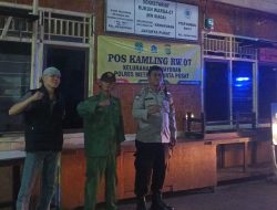 Polisi Sambang Pos Kamling di Kemayoran, Ingatkan Warga Lakukan Patroli Lingkungan
