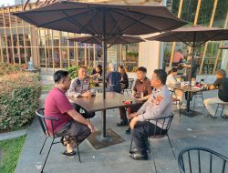 Bhabinkamtibmas Kebon Kosong Sambangi Lokasi Usaha, Ajak Bersama Jaga Keamanan