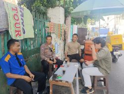 Bhabinkamtibmas Petojo Utara Sambangi Warga RW 02, Ajak Bersama Jaga Keamanan Lingkungan