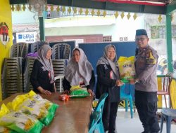 Dekat dengan Warga! Bhabinkamtibmas Karet Tengsin Sambangi RW 04, Warga Antusias Beli Beras SPHP