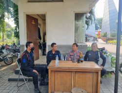 Bhabinkamtibmas Karet Tengsin Patroli Dialogis Dan Sambangi Security TPU Karet Bivak Sampaikan Kamtibmas