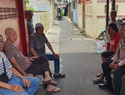 Nongkrong Bareng Polisi, Warga Pasar Baru Dapat Edukasi Kamtibmas